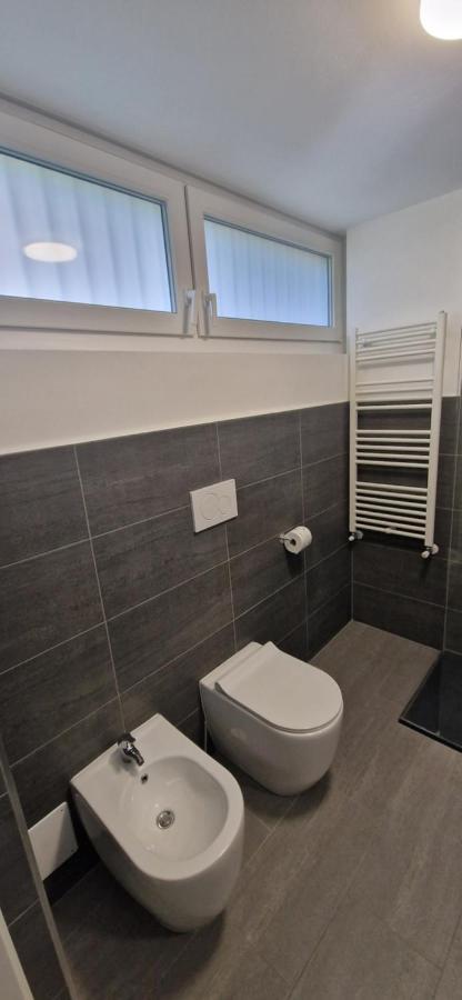 Apartmán Lake House - Milano 3 Basiglio Exteriér fotografie