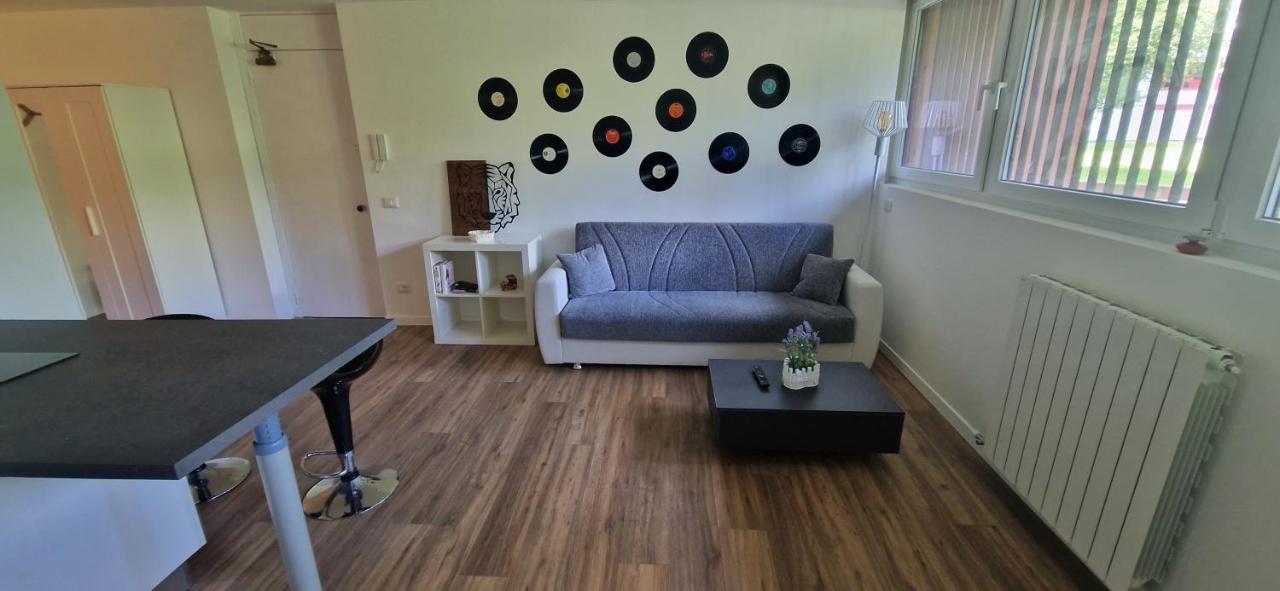 Apartmán Lake House - Milano 3 Basiglio Exteriér fotografie